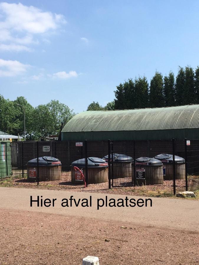 Gezellige Chalet In Lithse Ham Bagian luar foto